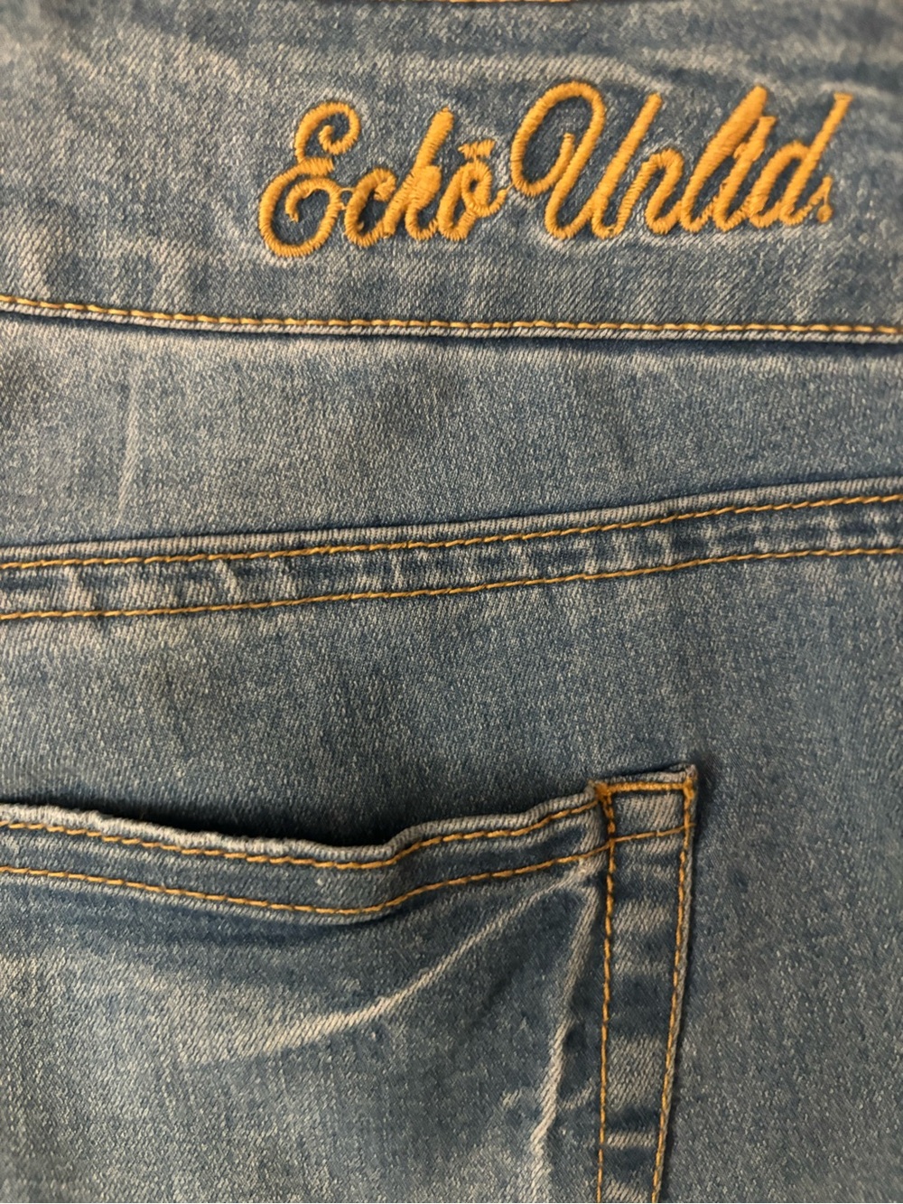 Y2K Ecko Unltd. Embroidered Light Blue Denim Jeans Size 15/16